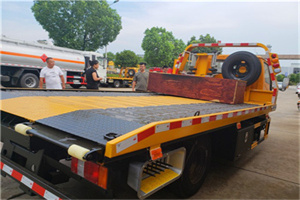 西直门附近拖车电话号码服务